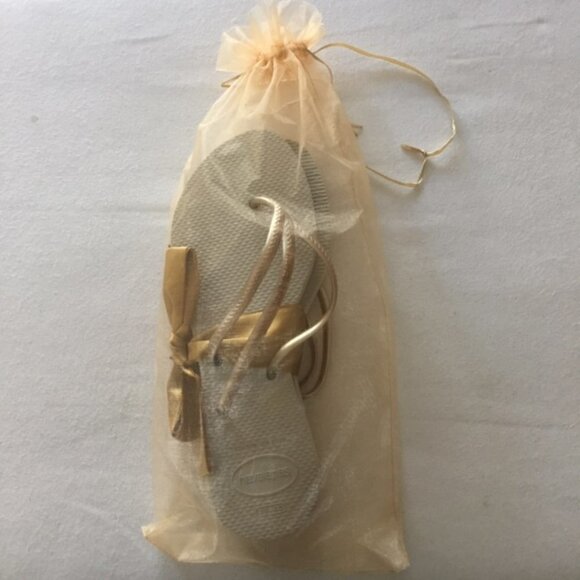 Havaianas Flip Flops - Picture 2 of 11